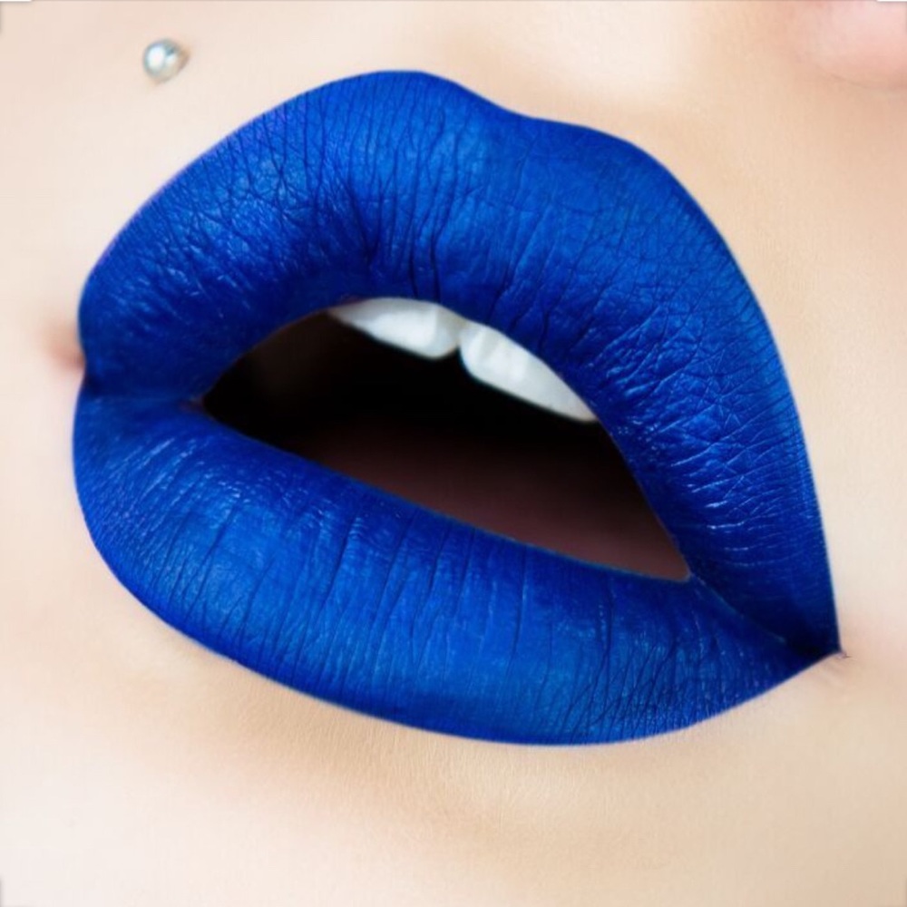 Jeffree star Blue velvet liquid lipstick NWT